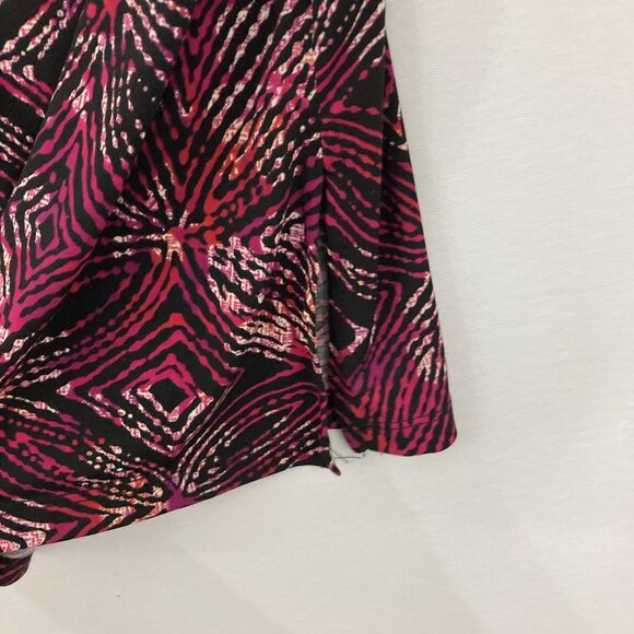 New AB Studio size 1X Purple Black Geometric Split Neck 3/4 Sleeve Stretch Top - Picture 6 of 10